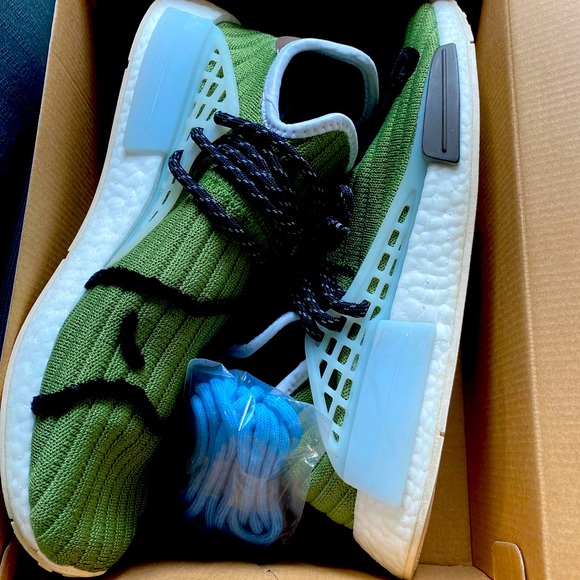 Adidas Human Race BBC Cream “Running Dog” GreenSize 11